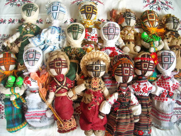 Історія та символізм української ляльки-мотанки 1/1