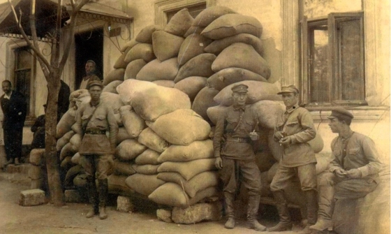 Голодомор 1932-1933 рр.: історична довідка, спогади очевидців, факти 1/2 Голодомор 1932-1933 рр.: історична довідка, спогади очевидців, факти 1/2