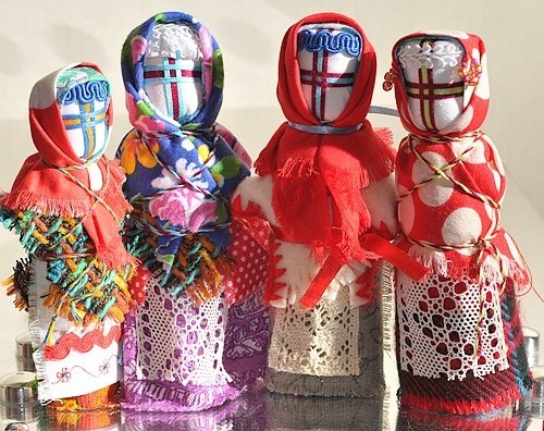 Історія та символізм української ляльки-мотанки 1/1