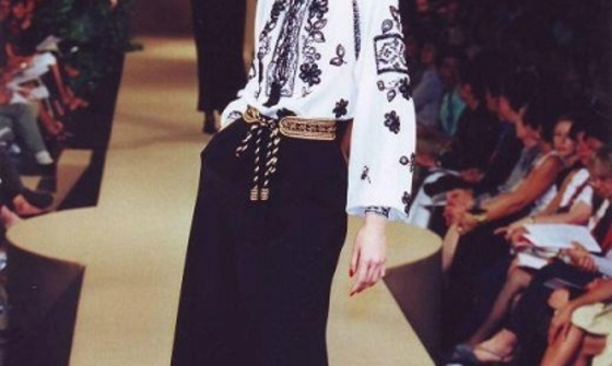 Ів Сен-Лоран - вишиванка Ів Сен-Лоран - вишиванка