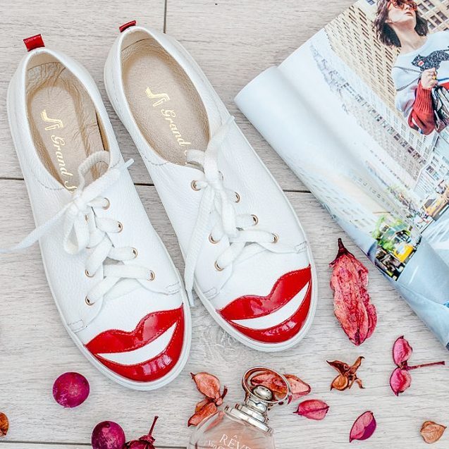 Модне взуття весни 2017 року 1/1 Модне взуття весни 2017 року 1/1