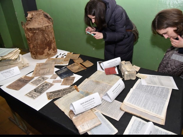 В Україні за останніх півроку знайшли 5 нових архівів ОУН 1/1